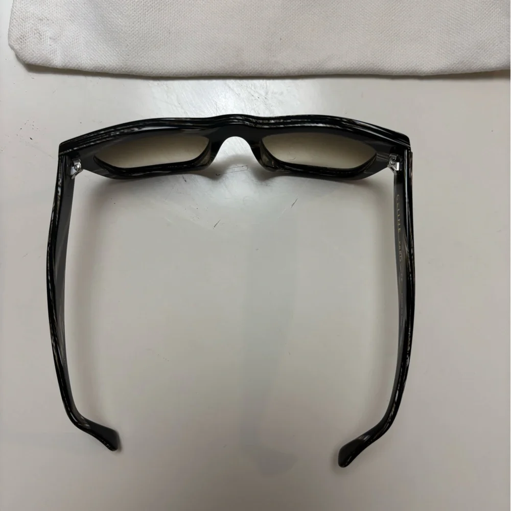 Celine Sunglasses with fabric bag - Picture 6 of 10